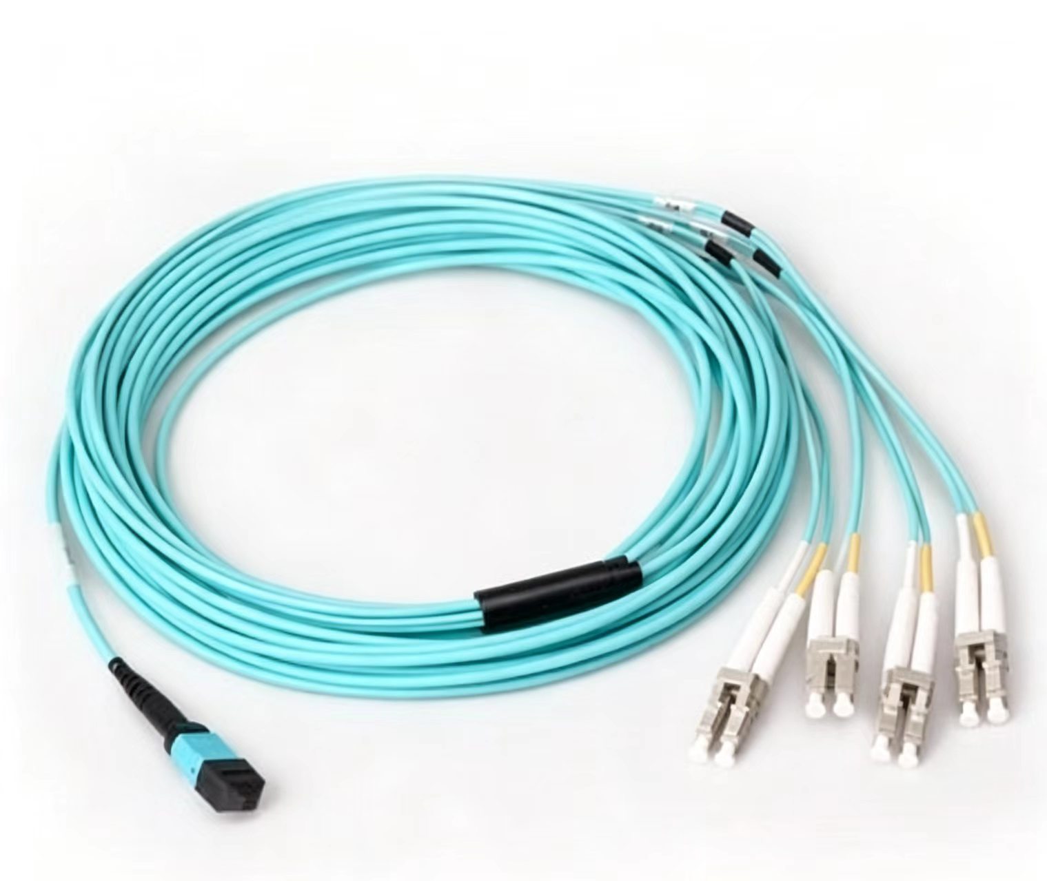 LC vs MPO Connectors.jpg