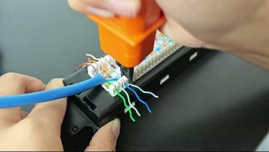 wire crimping tool.jpg